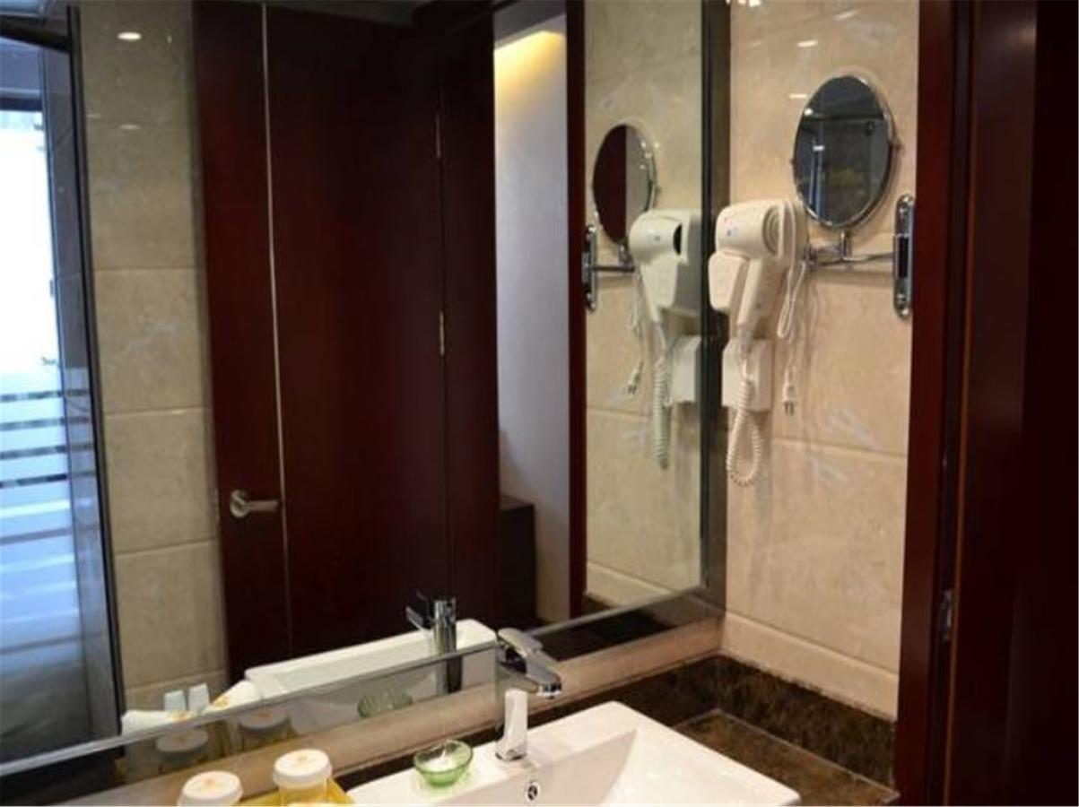 Lanzhou Golden Apple Boutique Hotel ภายนอก รูปภาพ